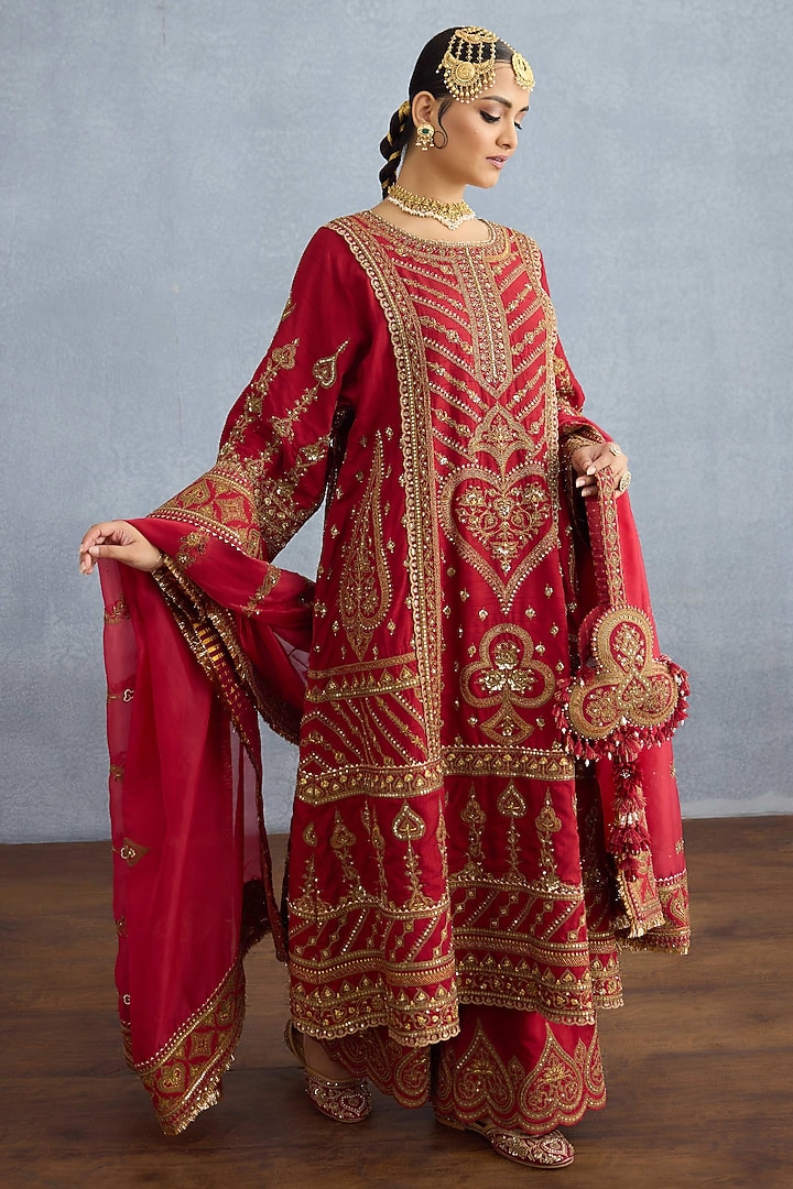 Red Jeni Silk Embroidered Kurta Set by Torani at Pernia's Pop Up Shop