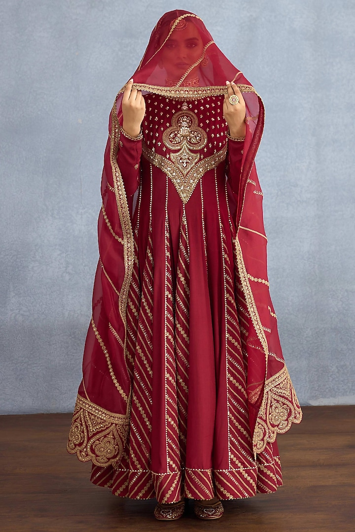 Red Jeni Silk Embroidered Bridal Anarkali Set by Torani at Pernia's Pop Up Shop