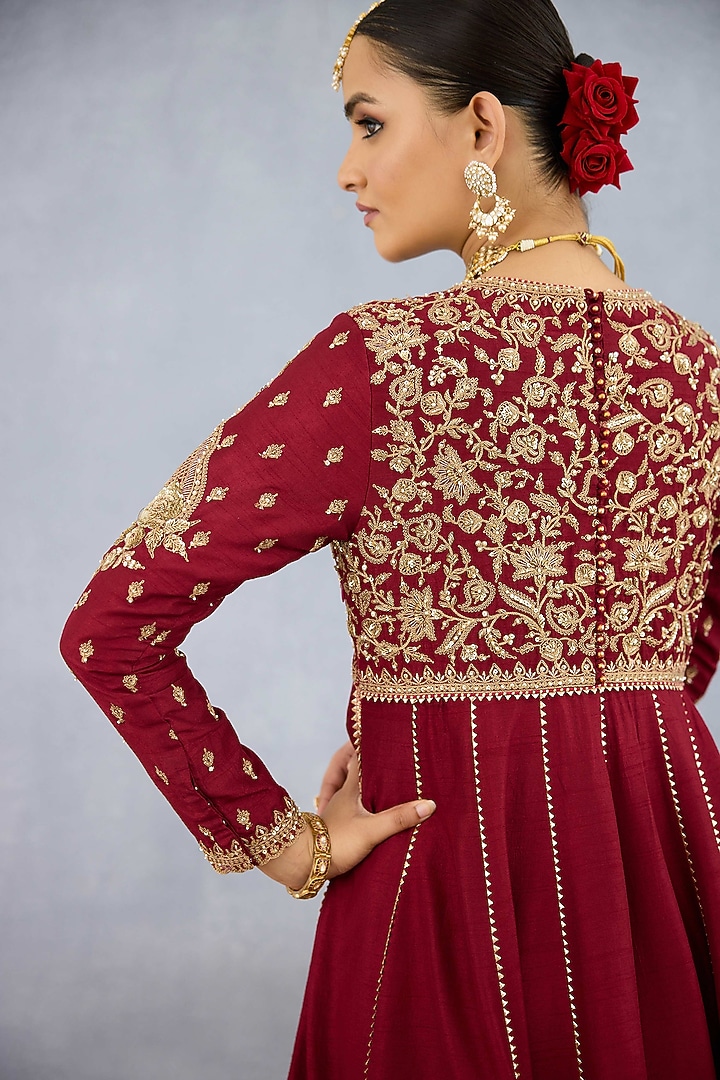 Red Jeni Silk Embroidered Bridal Anarkali Set by Torani at Pernia's Pop Up Shop