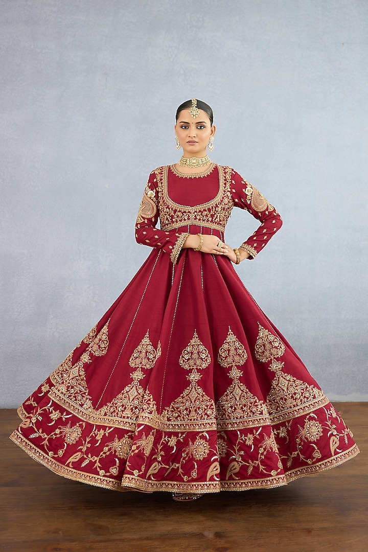 Red Jeni Silk Embroidered Bridal Anarkali Set by Torani at Pernia's Pop Up Shop