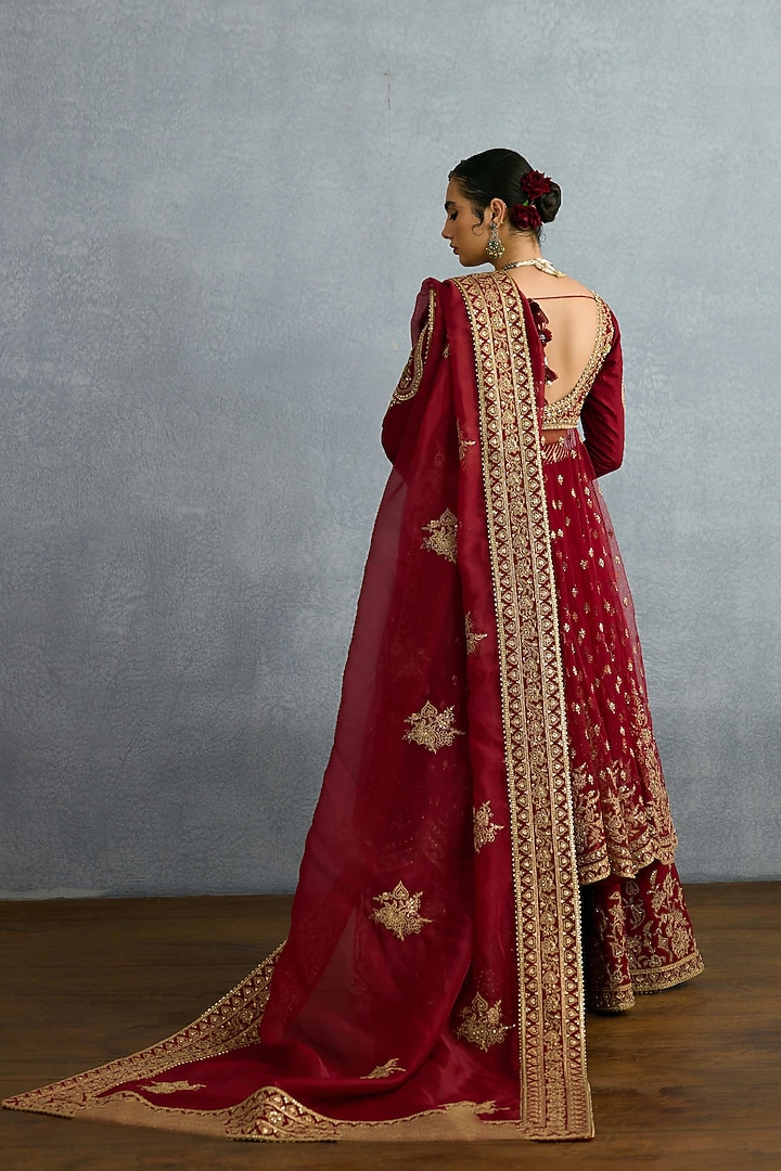 Red Jeni Silk Embroidered Bridal Anarkali Set by Torani at Pernia's Pop Up Shop
