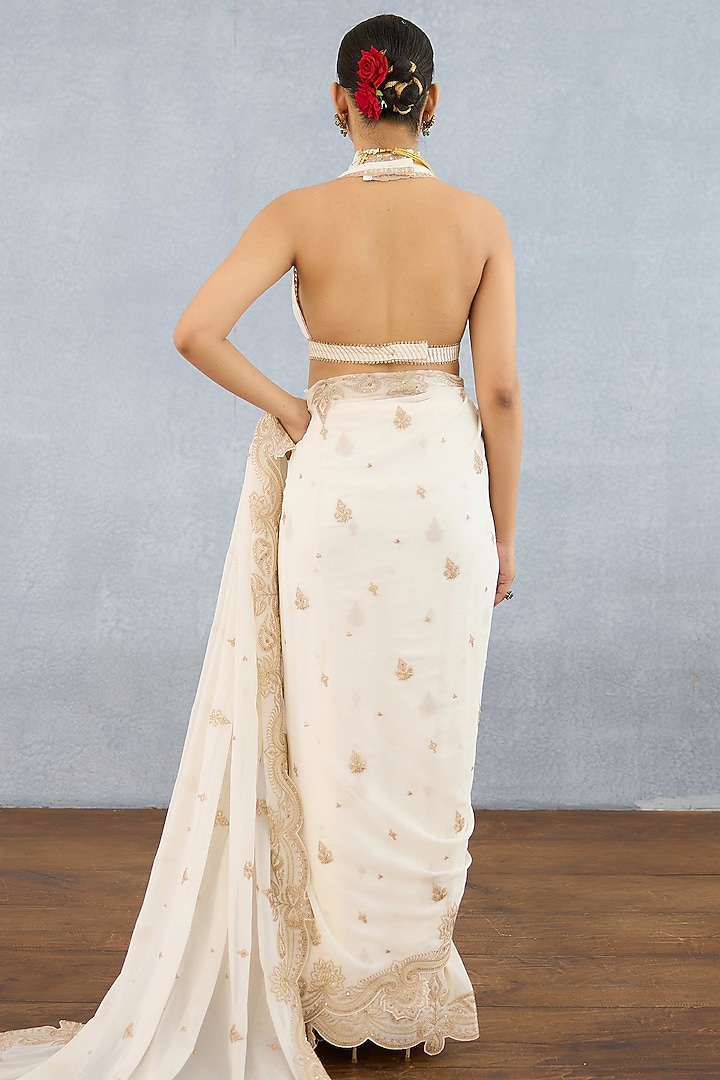Ivory Georgette & Muslin Silk Embroidered Jacket Reception Saree Set by TORANI at Pernia's Pop Up Shop