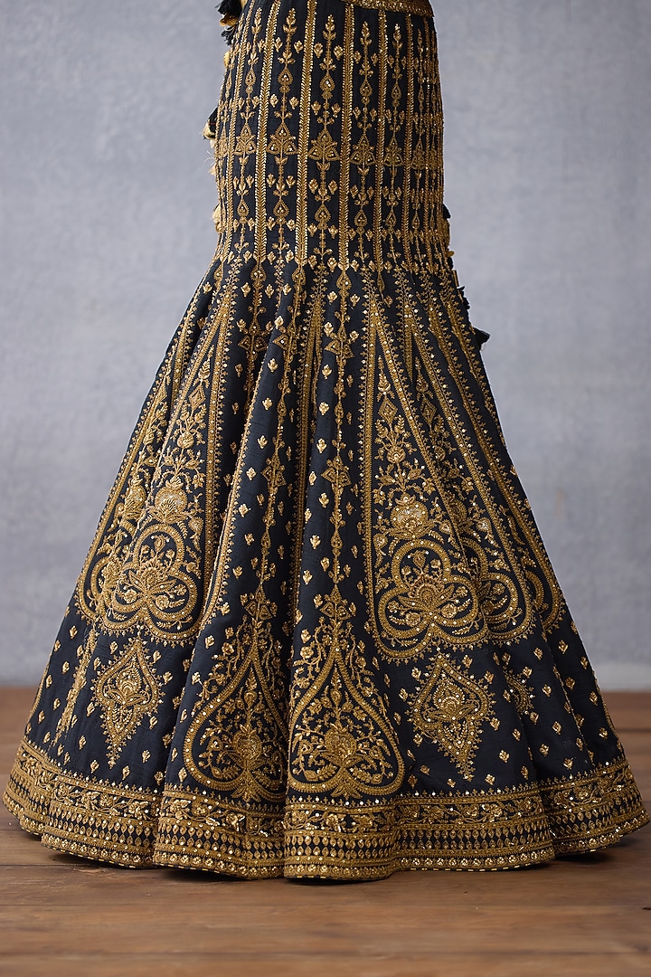 Black Jeni Silk & Net Embroidered Bridal Lehenga Set by TORANI at Pernia's Pop Up Shop