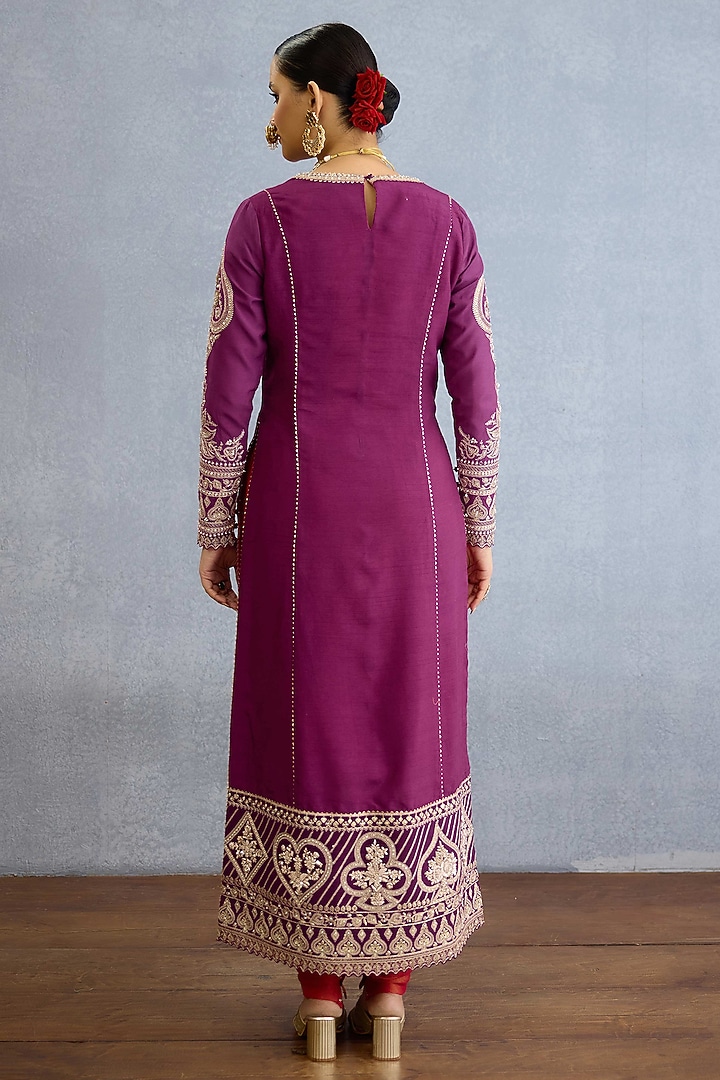 Magenta Jeni Silk & Tissue Pearl Hand Embellished Kurta Set by Torani at Pernia's Pop Up Shop