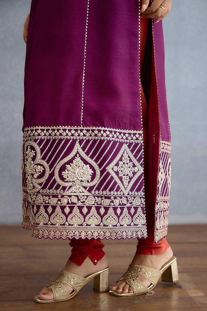 Magenta Jeni Silk & Tissue Pearl Hand Embellished Kurta Set by Torani at Pernia's Pop Up Shop