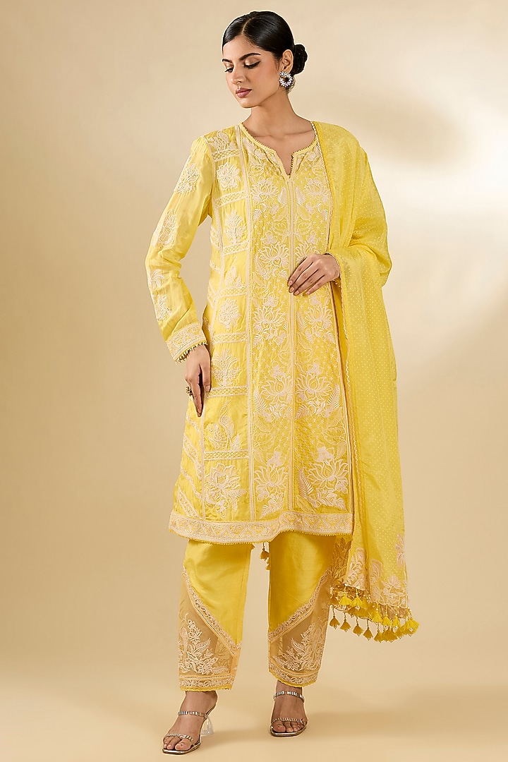 Light Yellow Silk Crepe Organza Kurta Set by Torani at Pernia's Pop Up Shop