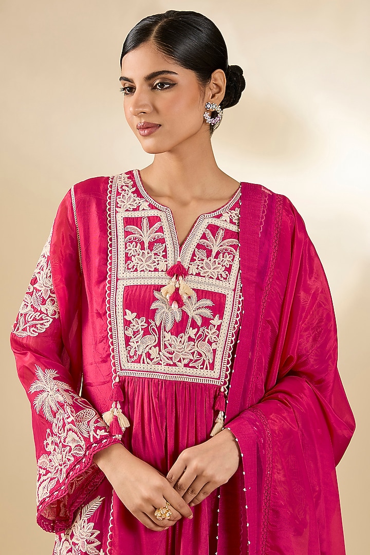 Dark Pink Silk Crepe Organza Kurta Set by Torani at Pernia's Pop Up Shop