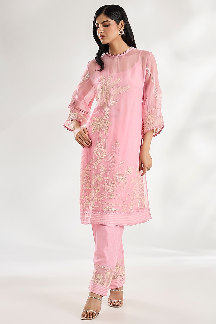 Pink Organza Dori Hand Embroidered Kurta Set by Torani at Pernia's Pop Up Shop