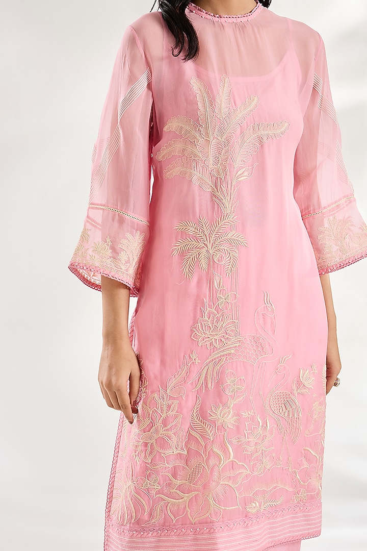 Pink Organza Dori Hand Embroidered Kurta Set by Torani at Pernia's Pop Up Shop