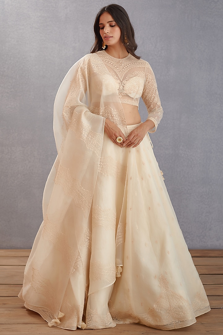 Jasmine White Embroidered Bridal Lehenga Set by TORANI at Pernia's Pop Up Shop