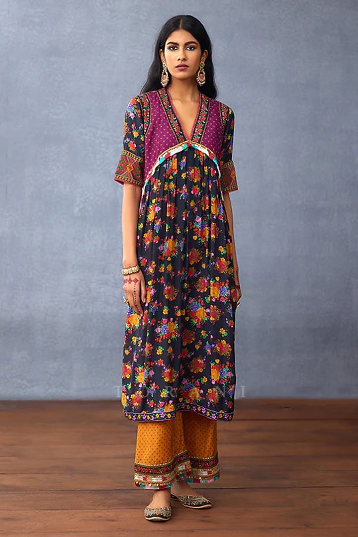 Black Muslin Silk Kurta Set by TORANI at Pernia's Pop Up Shop