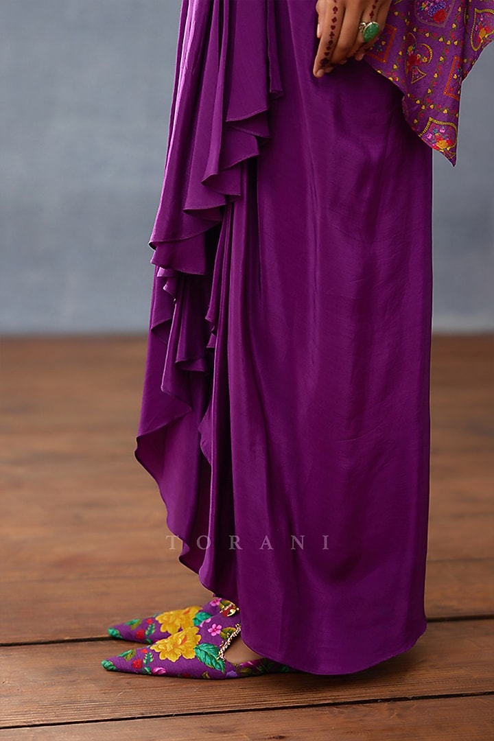 Purple Muslin Silk & Crepe Dhoti Set by TORANI at Pernia's Pop Up Shop