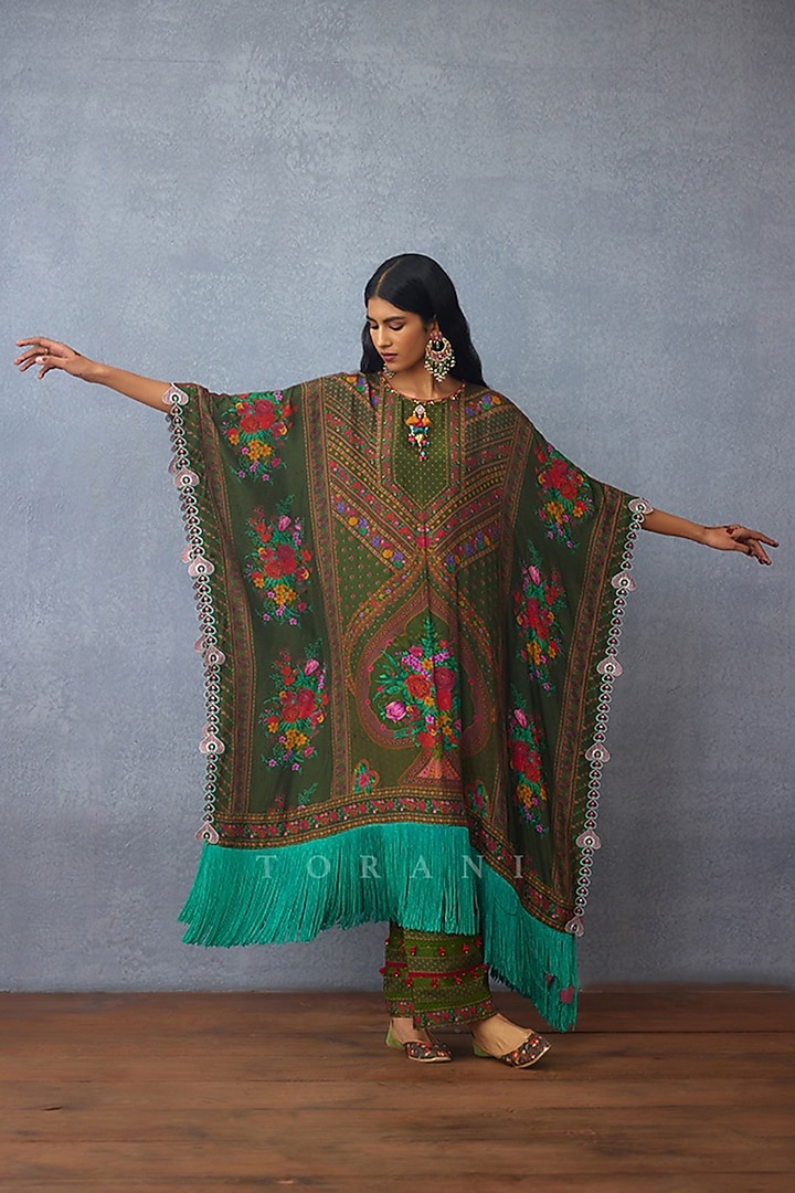 Green Chanderi Digital Printed Kaftan Set by TORANI at Pernia's Pop Up Shop