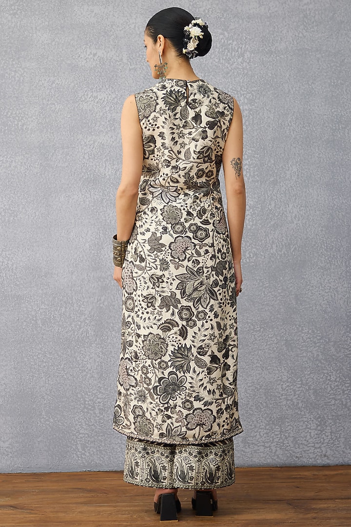 Black & White Raw Silk & Silk Organza Co-Ord Set by TORANI at Pernia's Pop Up Shop