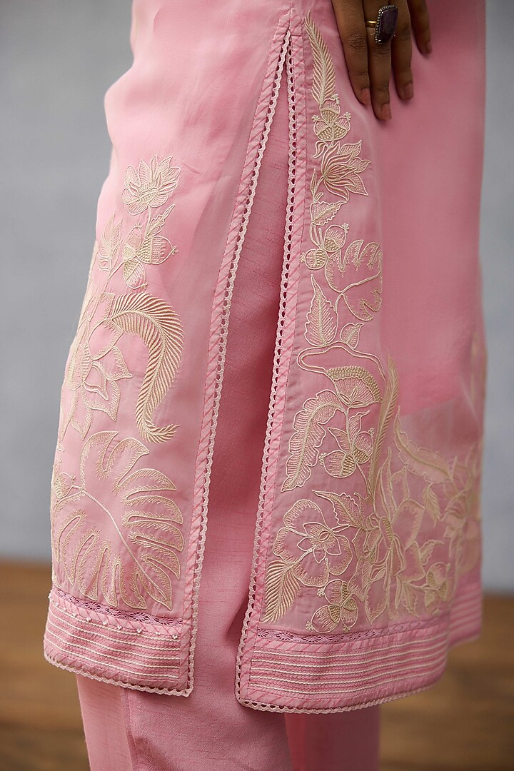 Pink Jeni Silk Dori Hand Embroidered Kurta Set by TORANI at Pernia's Pop Up Shop