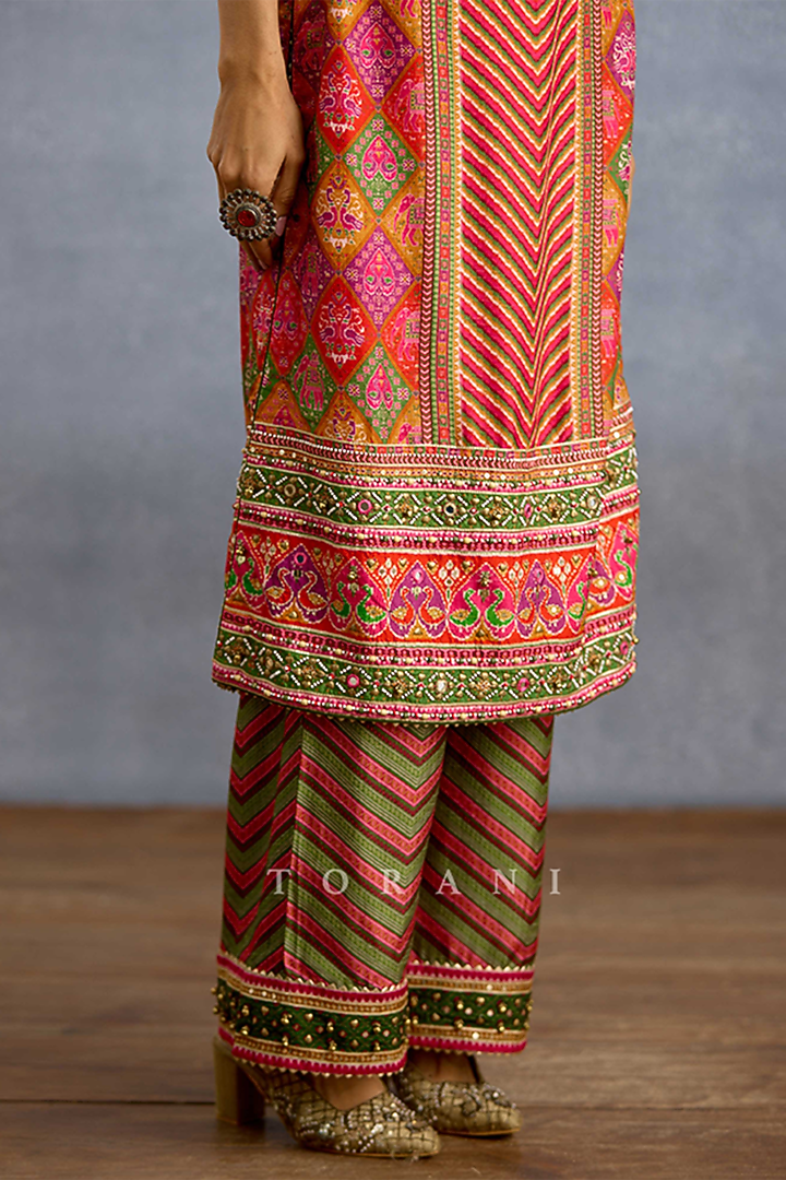Multi-Colored Silk Digital Printed Kurta Set by Torani at Pernia's Pop Up Shop