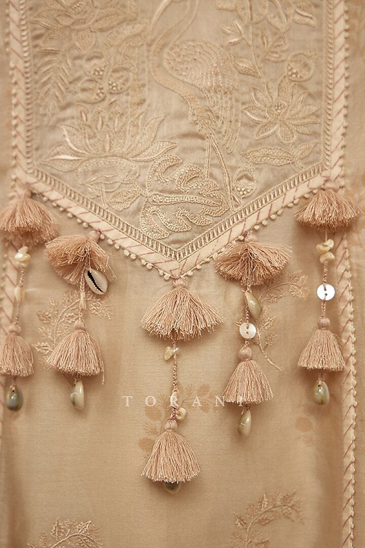 Beige Handwoven Chanderi Embroidered Kurta Set by TORANI at Pernia's Pop Up Shop