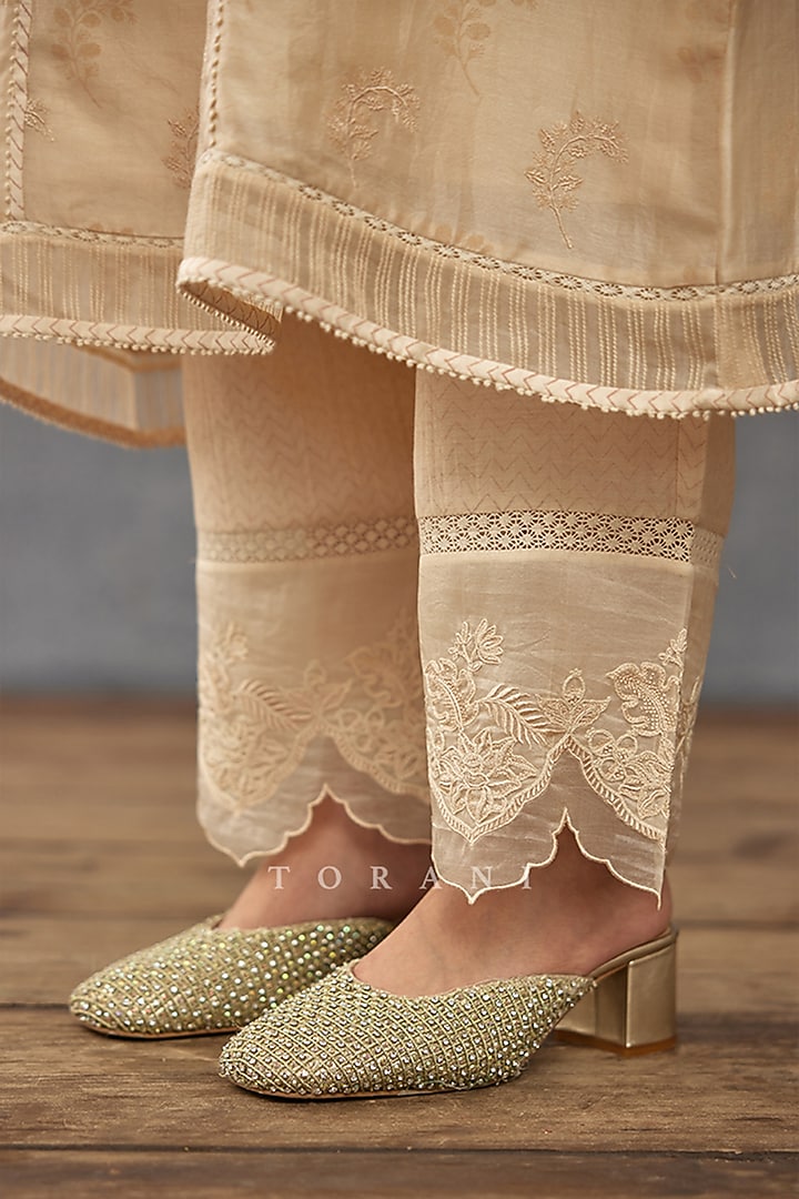 Beige Handwoven Chanderi Embroidered Kurta Set by TORANI at Pernia's Pop Up Shop