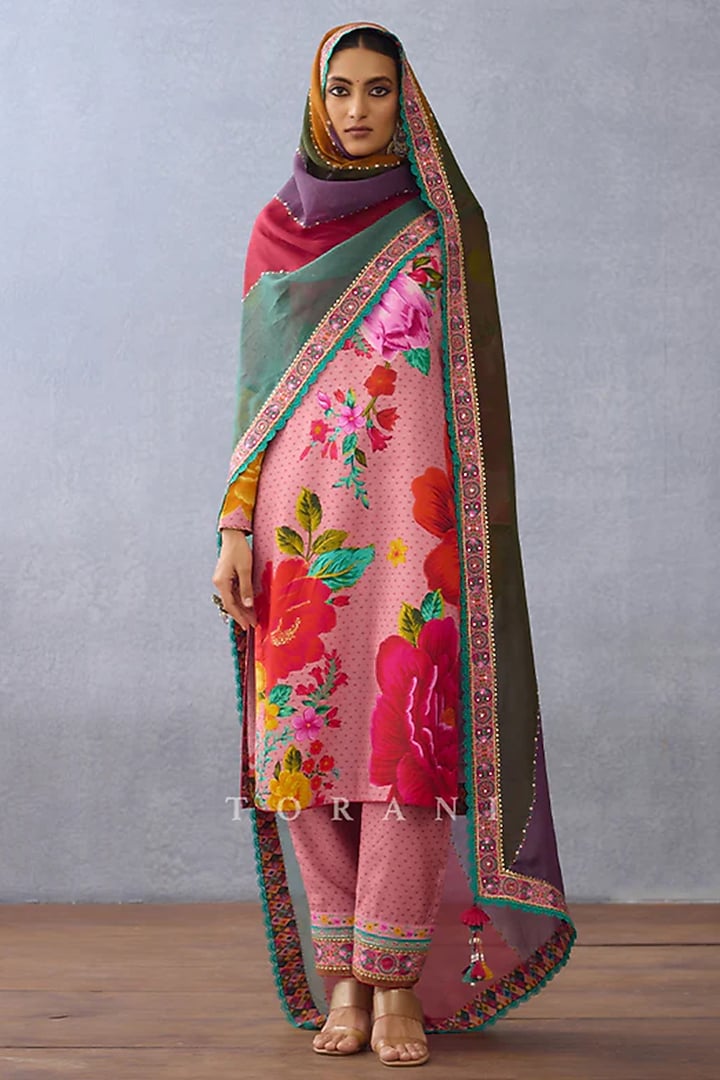 Blush Pink Slub Silk Kurta Set by TORANI at Pernia's Pop Up Shop