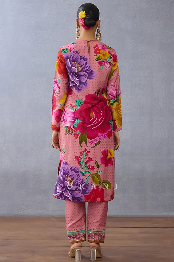 Blush Pink Slub Silk Kurta Set by TORANI at Pernia's Pop Up Shop