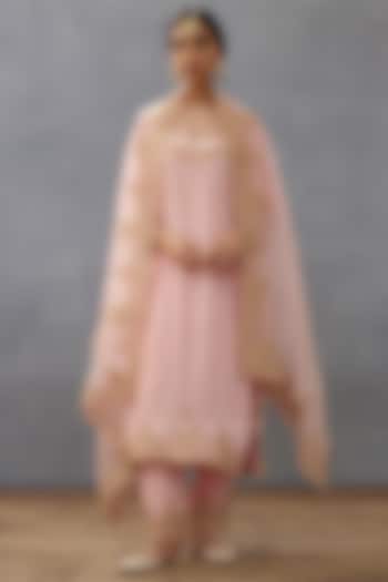 Pink Raw Silk Embroidered Kurta Set by TORANI at Pernia's Pop Up Shop
