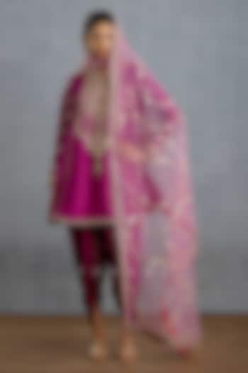 Purple & Pink Jeni Silk Hand Embroidered Short Kurta Set by TORANI at Pernia's Pop Up Shop