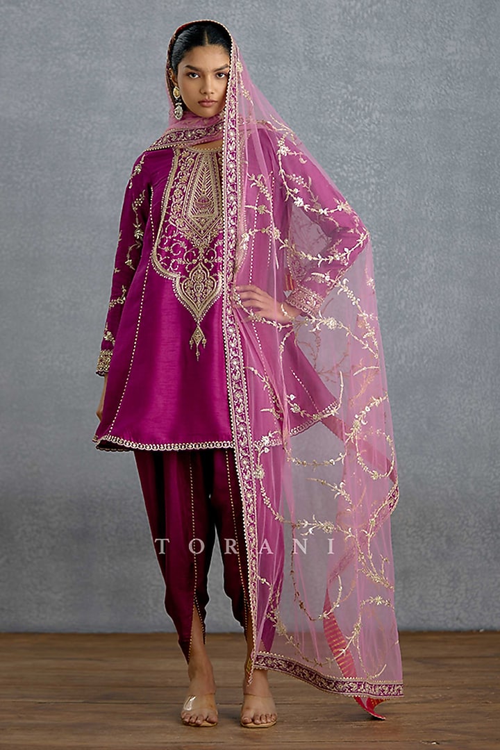 Purple & Pink Jeni Silk Hand Embroidered Short Kurta Set by TORANI at Pernia's Pop Up Shop