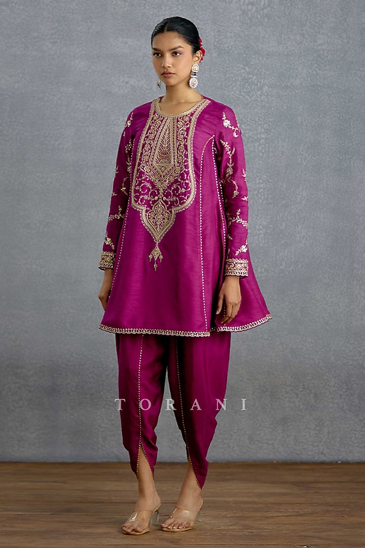 Purple & Pink Jeni Silk Hand Embroidered Short Kurta Set by TORANI at Pernia's Pop Up Shop