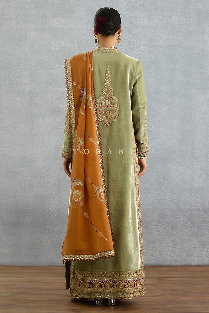 Ochre Velvet & Silk Embroidered Jacket Bridal Saree Set by TORANI at Pernia's Pop Up Shop