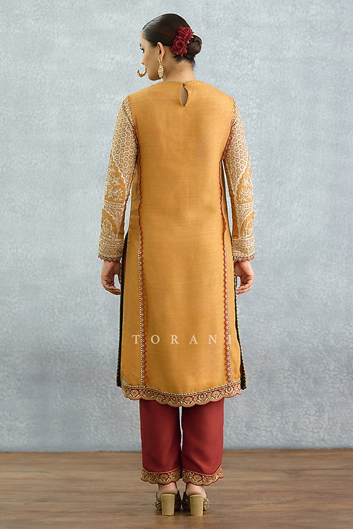 Yellow Jeni SIlk Embroidered Kurta Set by TORANI at Pernia's Pop Up Shop