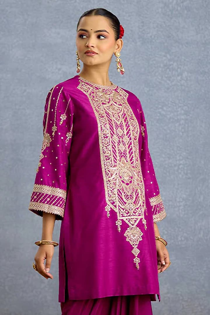 Purple Silk Embroidered Kurta Set by TORANI at Pernia's Pop Up Shop