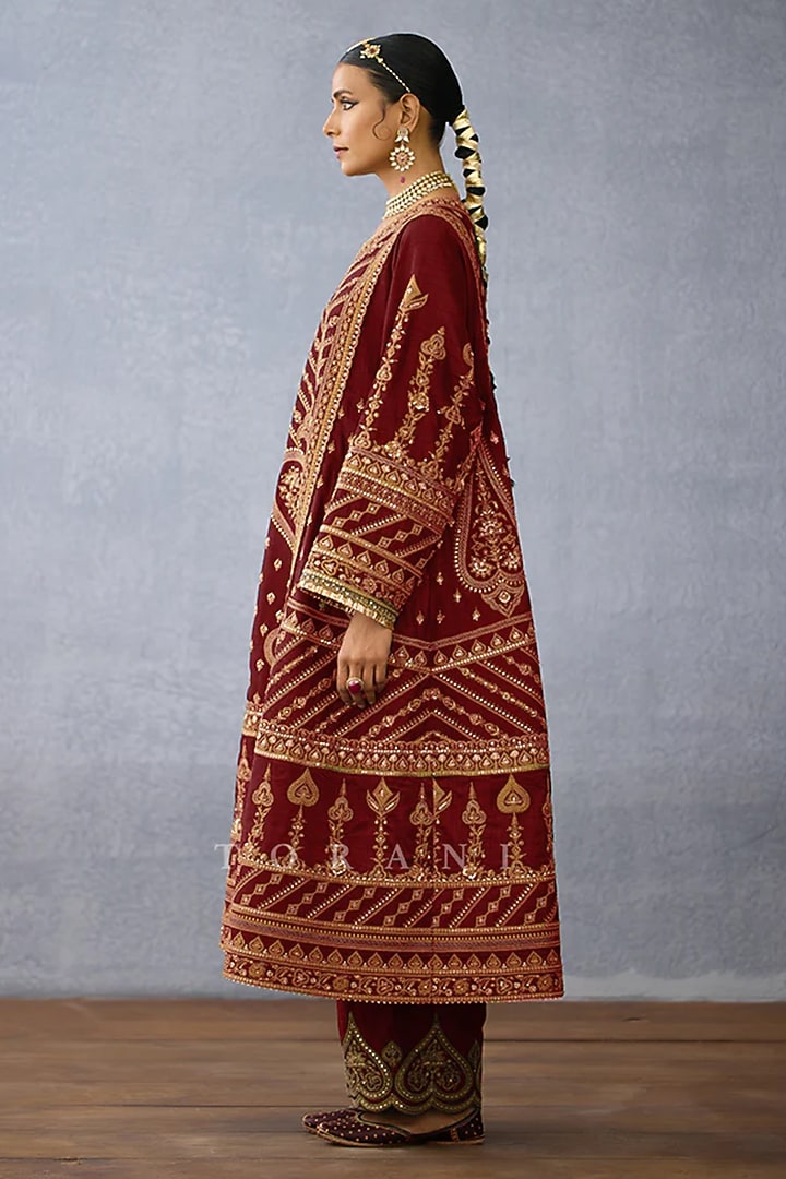 Red Jeni Silk & Organza Embroidered Kurta Set by Torani at Pernia's Pop Up Shop