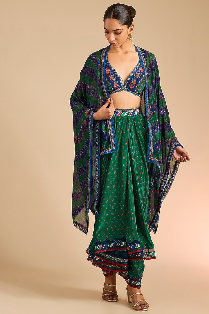 Green Silk Crepe & Silk Crepe Organza Cape Set by Torani at Pernia's Pop Up Shop