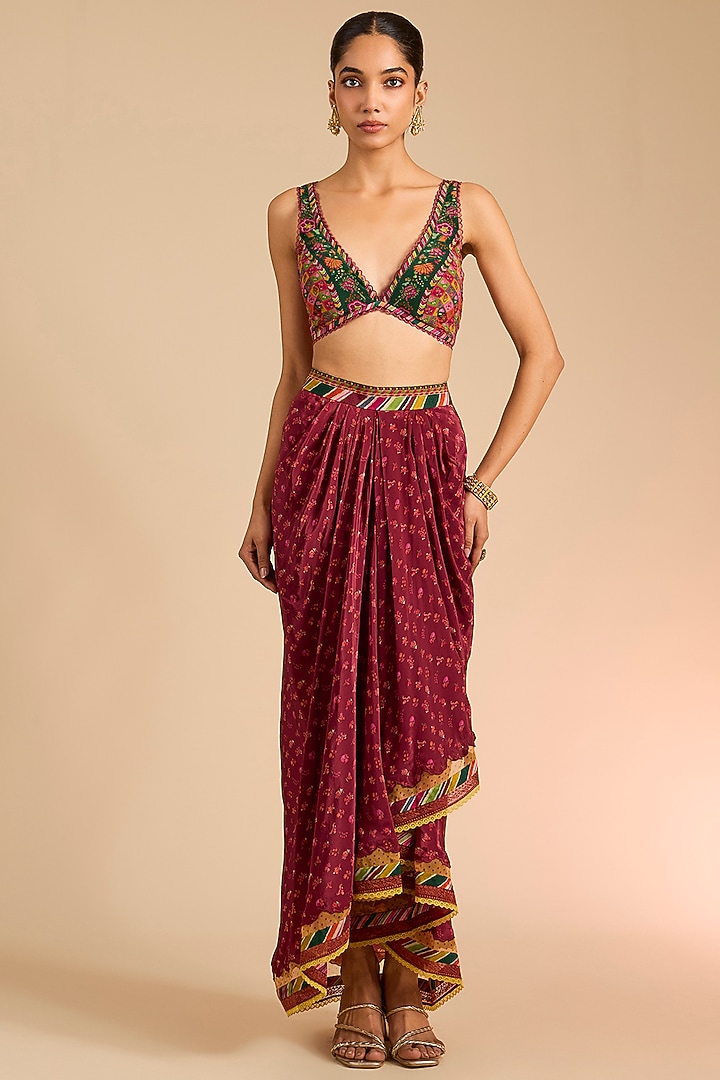 Multi-Colored Silk Crepe & Silk Crepe Organza Cape Set by Torani at Pernia's Pop Up Shop