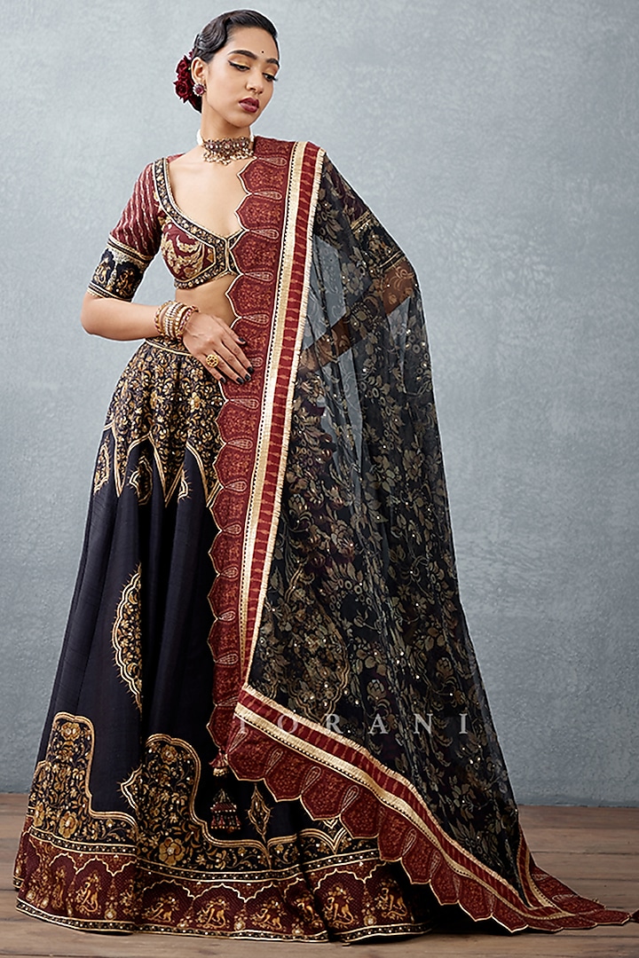 Jet Black Printed Wedding Lehenga Set by TORANI at Pernia's Pop Up Shop