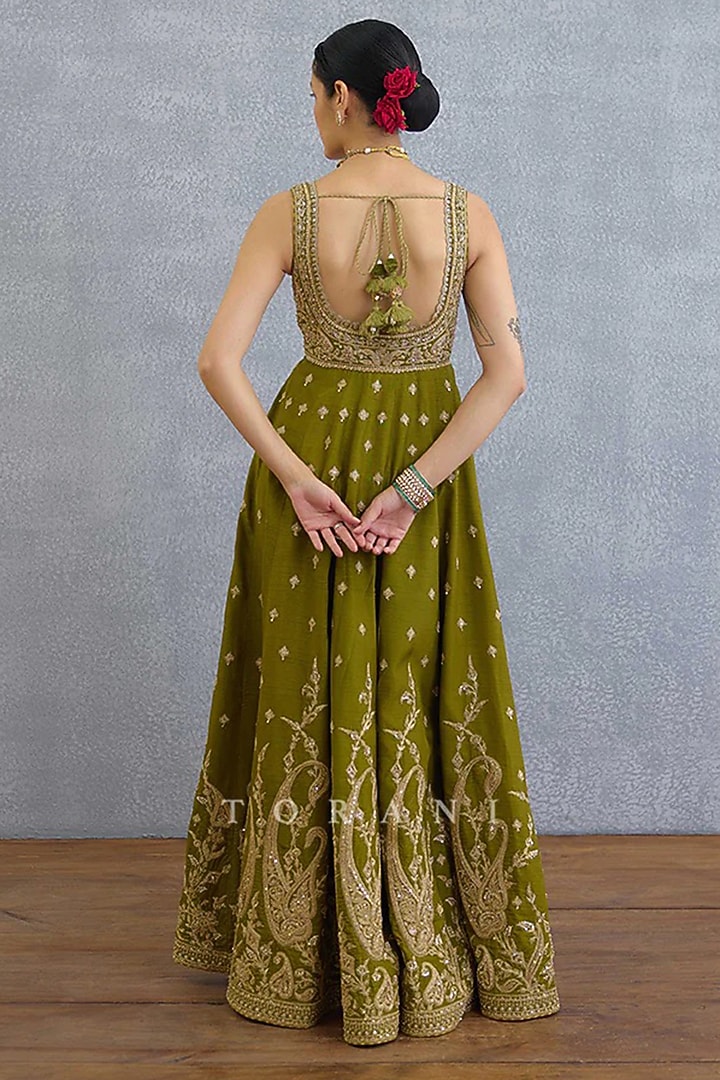 Green Organza Embroidered Bridal Anarkali Set by TORANI at Pernia's Pop Up Shop