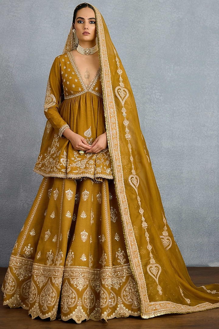 Ochre Jeni Silk Embroidered Mehre Heer Bridal Lehenga Set by TORANI at Pernia's Pop Up Shop