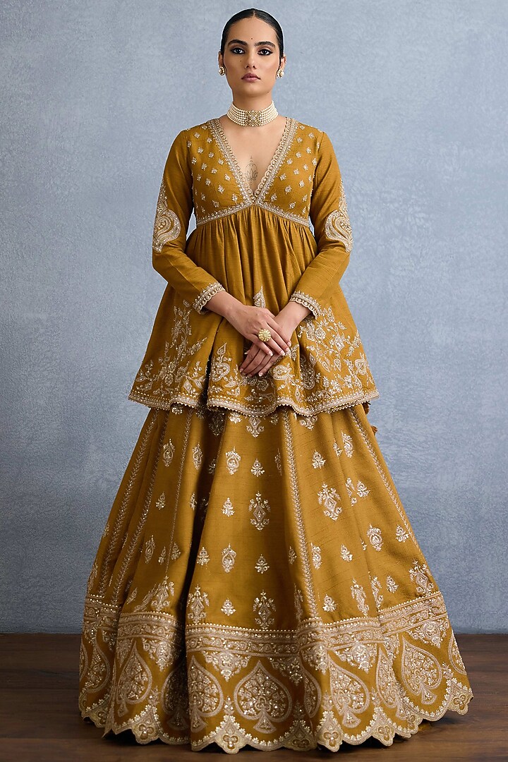 Ochre Jeni Silk Embroidered Mehre Heer Bridal Lehenga Set by TORANI at Pernia's Pop Up Shop