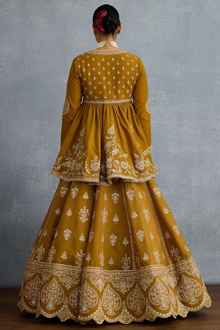 Ochre Jeni Silk Embroidered Mehre Heer Bridal Lehenga Set by TORANI at Pernia's Pop Up Shop