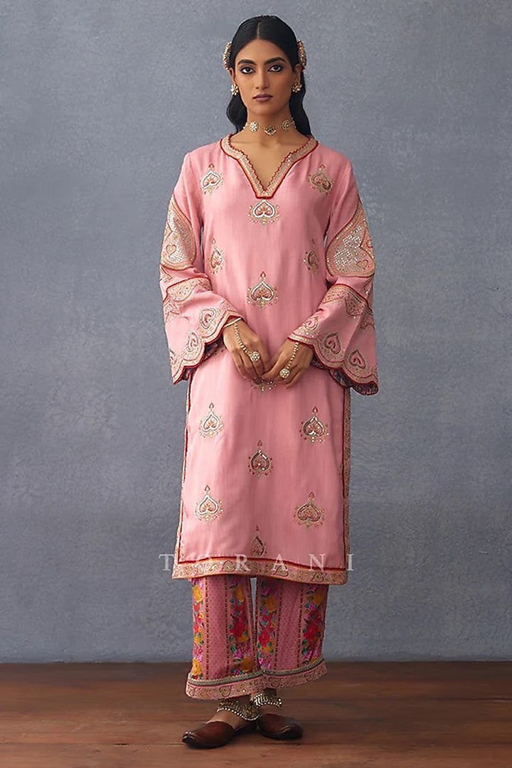 Pink Slub Silk Printed & Embroidered Kurta Set by TORANI at Pernia's Pop Up Shop