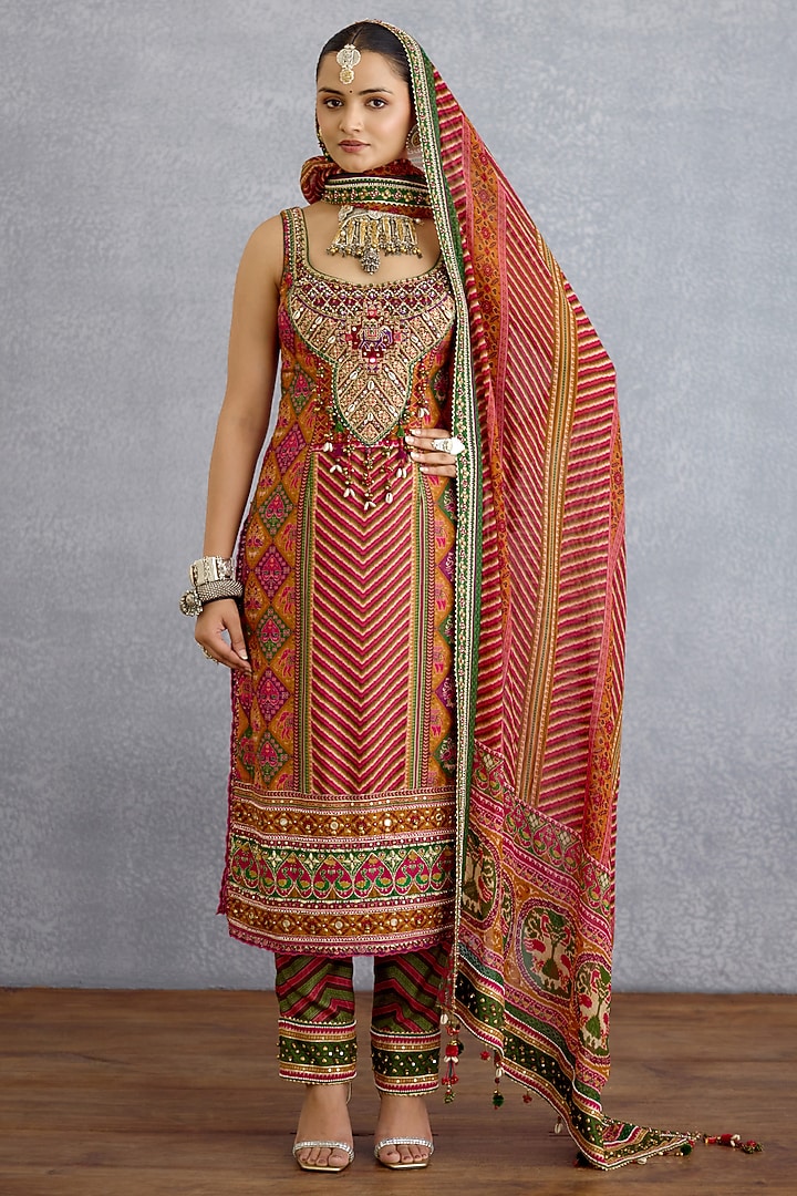 Multi-Colored Dola Silk Floral Printed Kurta Set by TORANI at Pernia's Pop Up Shop