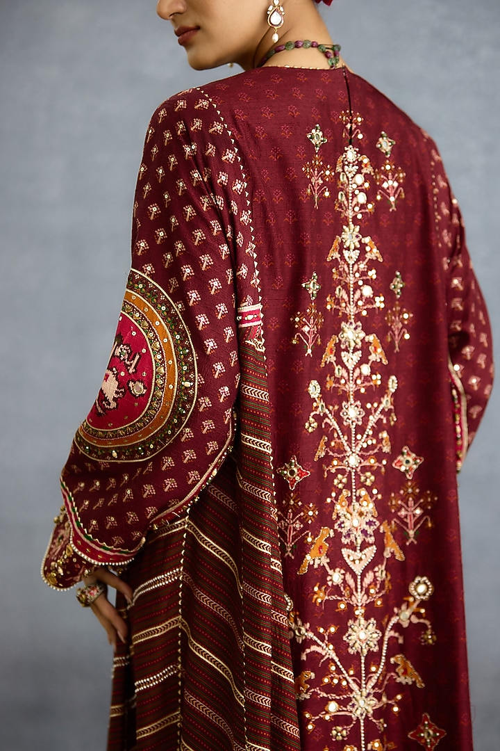 Maroon Dola Silk Patola Printed Kurta Set by TORANI at Pernia's Pop Up Shop