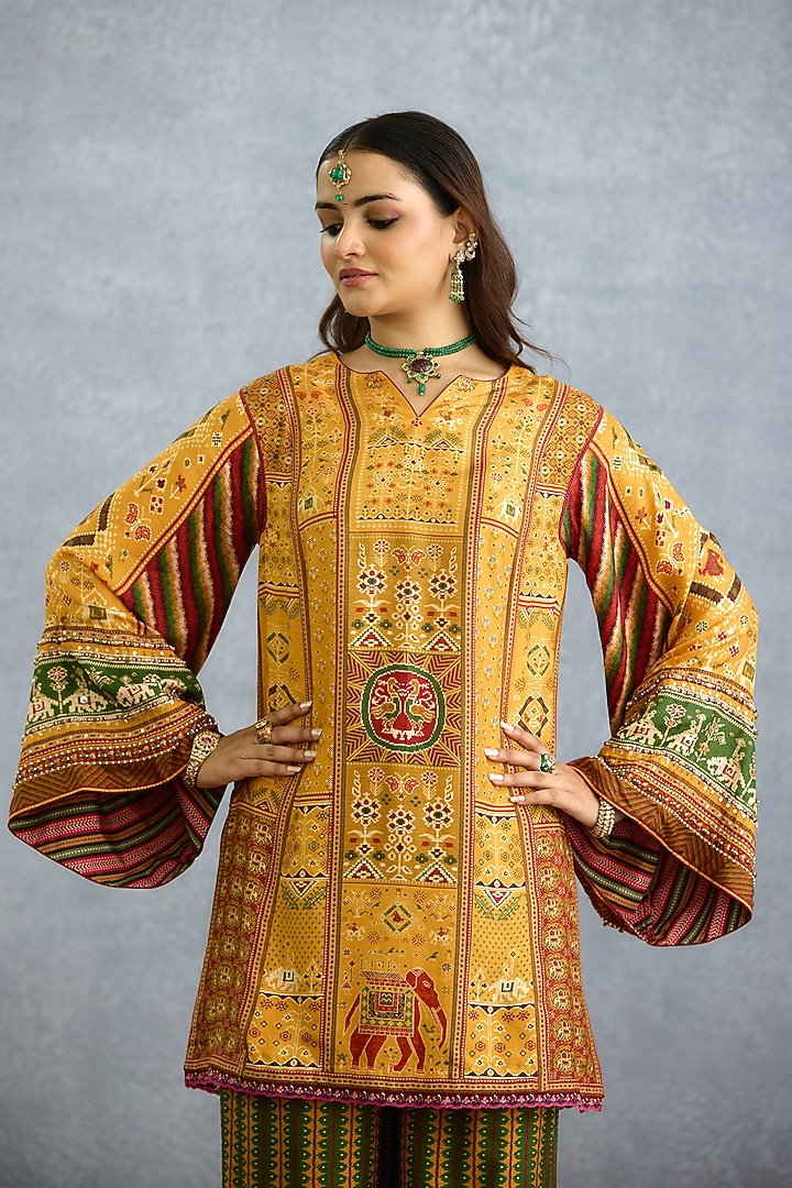 Yellow Dola Silk Digital Motif Printed Kurta Set by TORANI at Pernia's Pop Up Shop