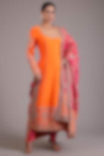 Orange Jeni Silk Zari Embellished Kurta Set by TORANI at Pernia's Pop Up Shop
