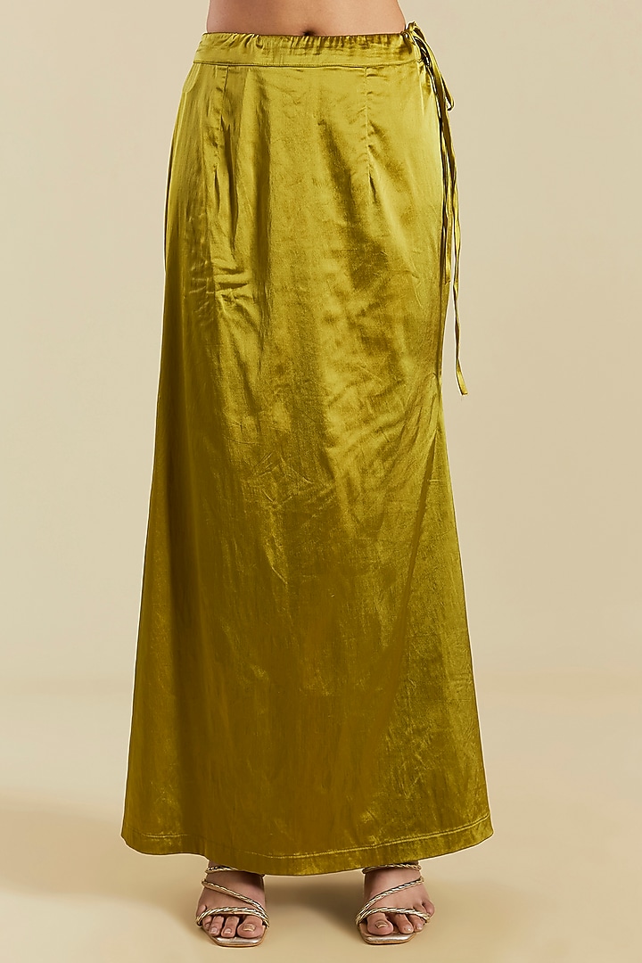 Mehendi Green Shimmer Organza Dori & Sequins Embroidered Bridal Saree Set by Torani at Pernia's Pop Up Shop