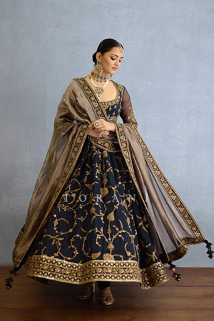 Black Muslin Silk & Georgette Zari Embellished Bridal Anarkali Set by TORANI at Pernia's Pop Up Shop