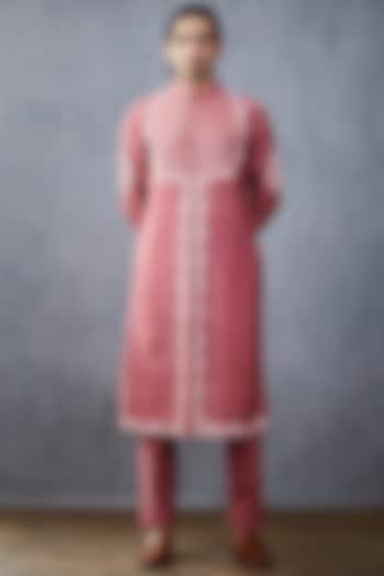 Pink Embroidered Kurta Set by Torani Men at Pernia's Pop Up Shop