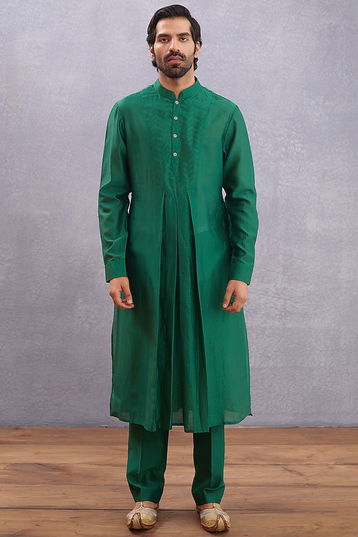 Emerald Green Handwoven Chanderi & Pure Cotton SIlk Printed Bundi Jacket Set by Torani Men at Pernia's Pop Up Shop