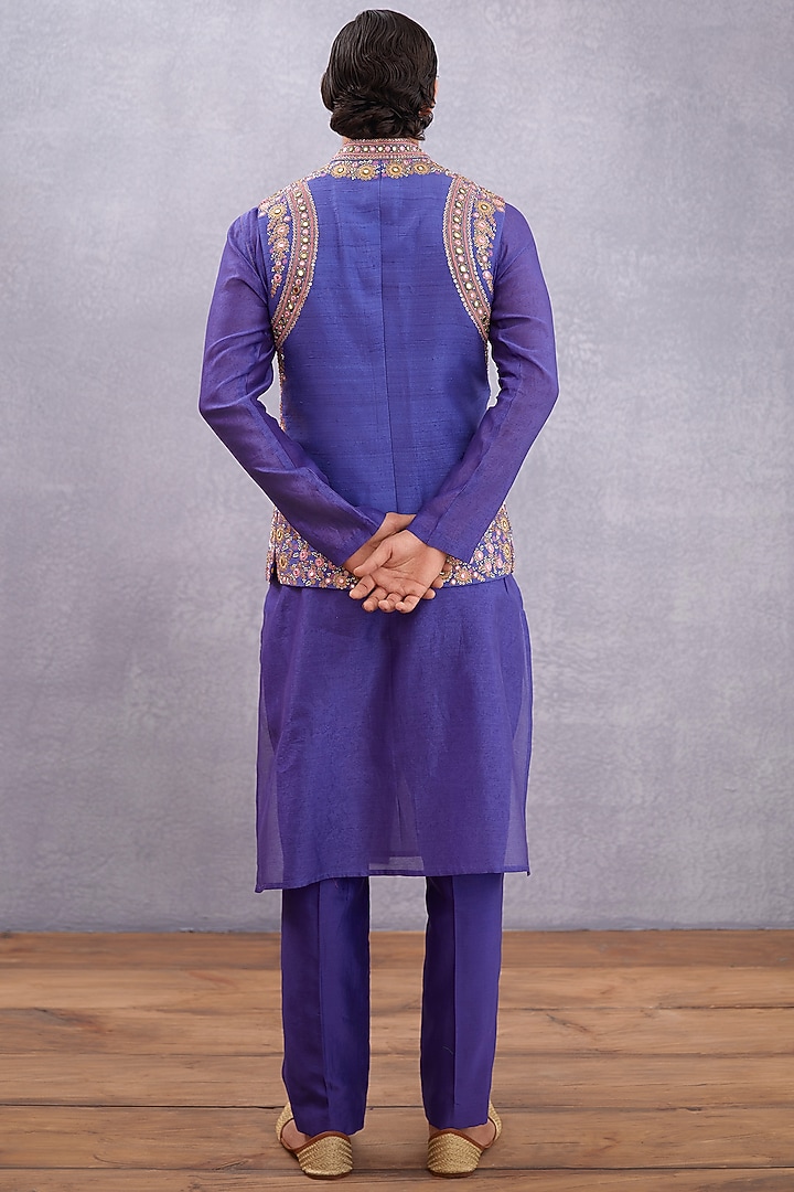 Amethyst Purple Handwoven Chanderi & Pure Cotton Voile Embroidered Bundi Jacket Set by Torani Men at Pernia's Pop Up Shop