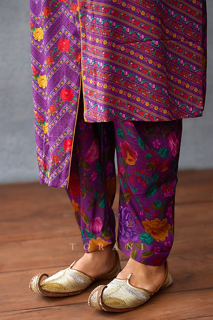 Purple Jeni Silk Digital Printed Kurta Set by Torani Men at Pernia's Pop Up Shop